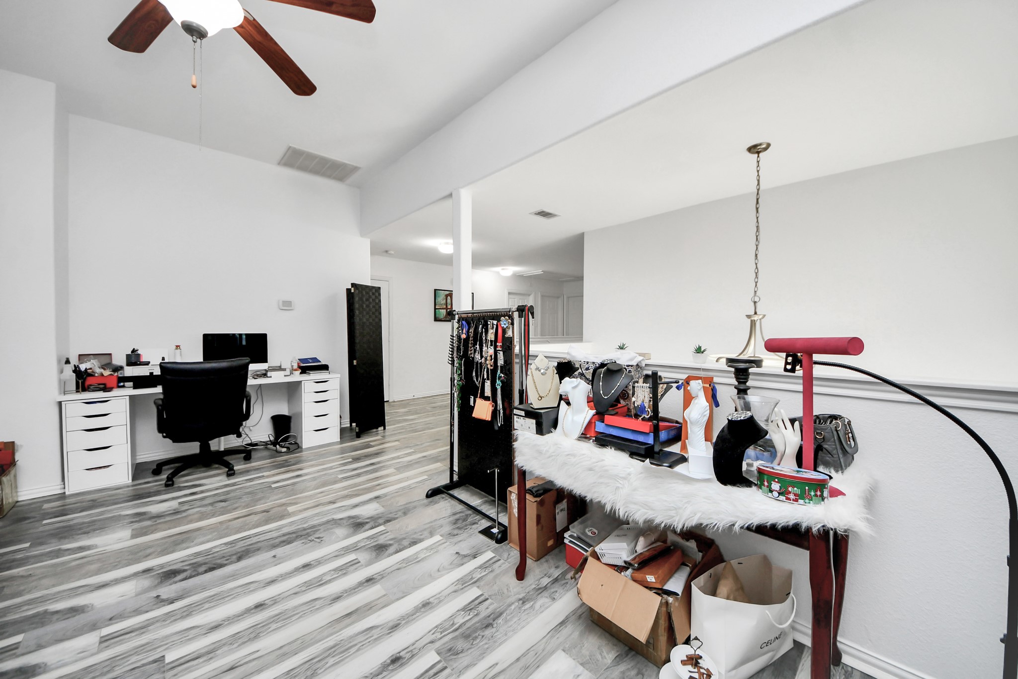 12119 Redbud Brook Trail Houston, TX 77089 - Photo 48 of 48 a living room with lots of furniture and air hockey table