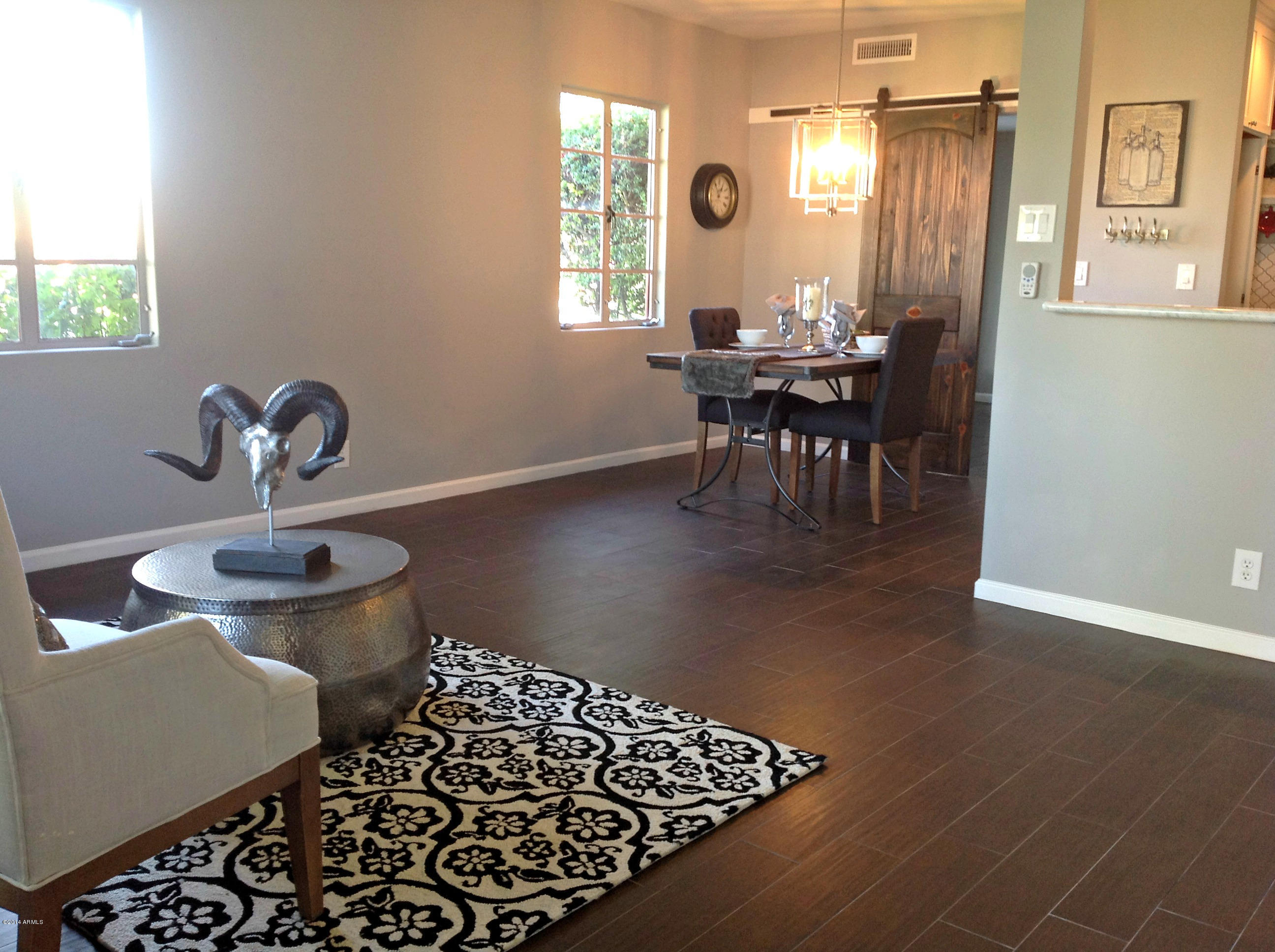 1101 West Roma Avenue Phoenix, AZ 85013 - Photo 4 of 16 Roma living dining