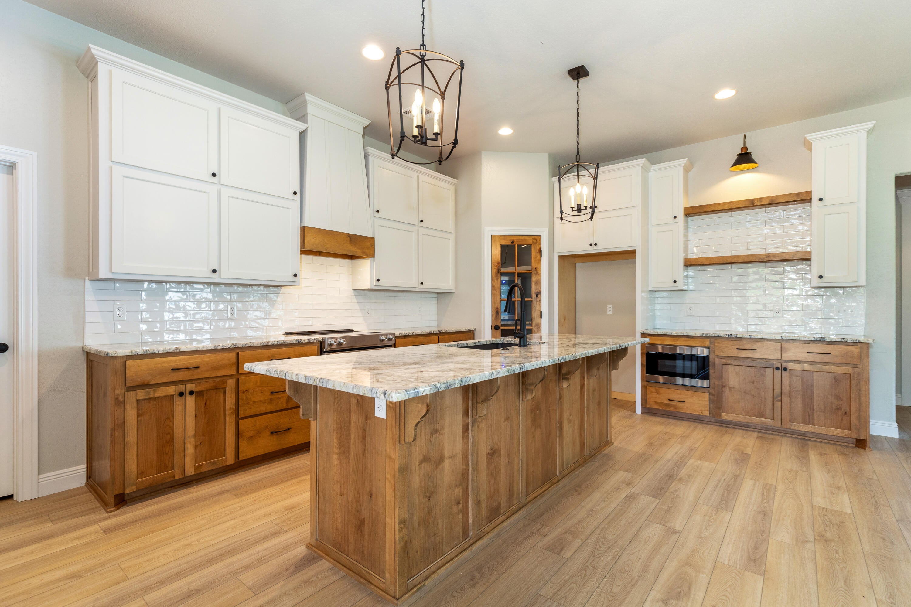 30397 South 567 Road, Unit 80 Afton, OK 74331 - Photo 22 of 68 Open Living, Dining and Kitchen