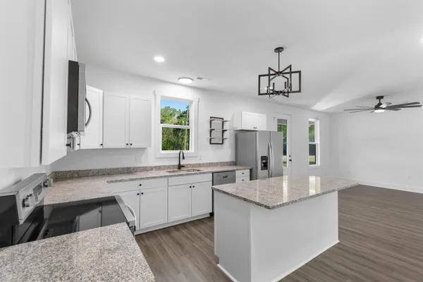 $248,000 | 212 North Morgan Avenue, Andrews, SC 29510