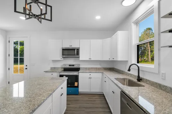 $248,000 | 212 North Morgan Avenue, Andrews, SC 29510