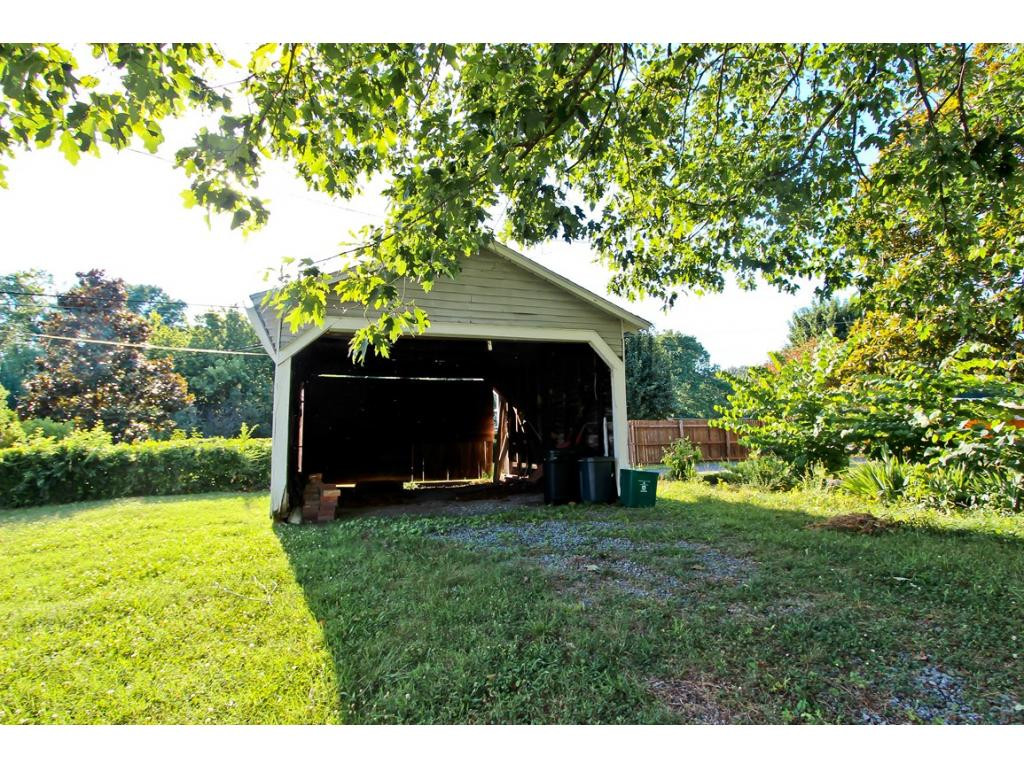 328 Clifton Heights Road Newport, TN 37821 - Photo 30 of 36 Photo 30