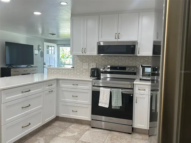 $5,000 | 1575 Loralin Drive, Englewood, FL 34223