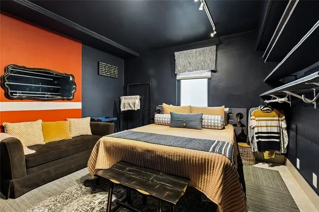 $169,000 | 801 Henry Clay Avenue, Unit 214, New Orleans, LA 70118