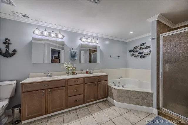 $700,000 | 149 Snead Circle, Lake Ozark, MO 65049