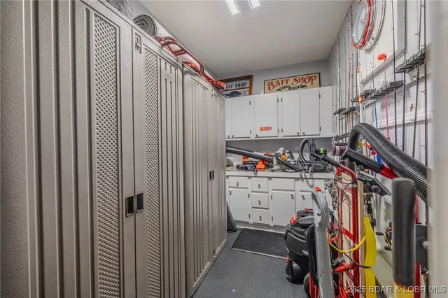 $700,000 | 149 Snead Circle, Lake Ozark, MO 65049