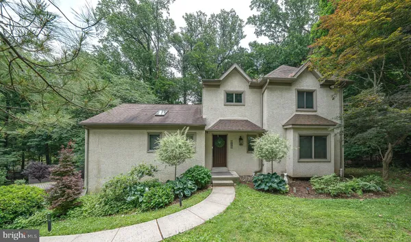 $1,100,000 | 1551 Washington Lane, Jenkintown, PA 19046
