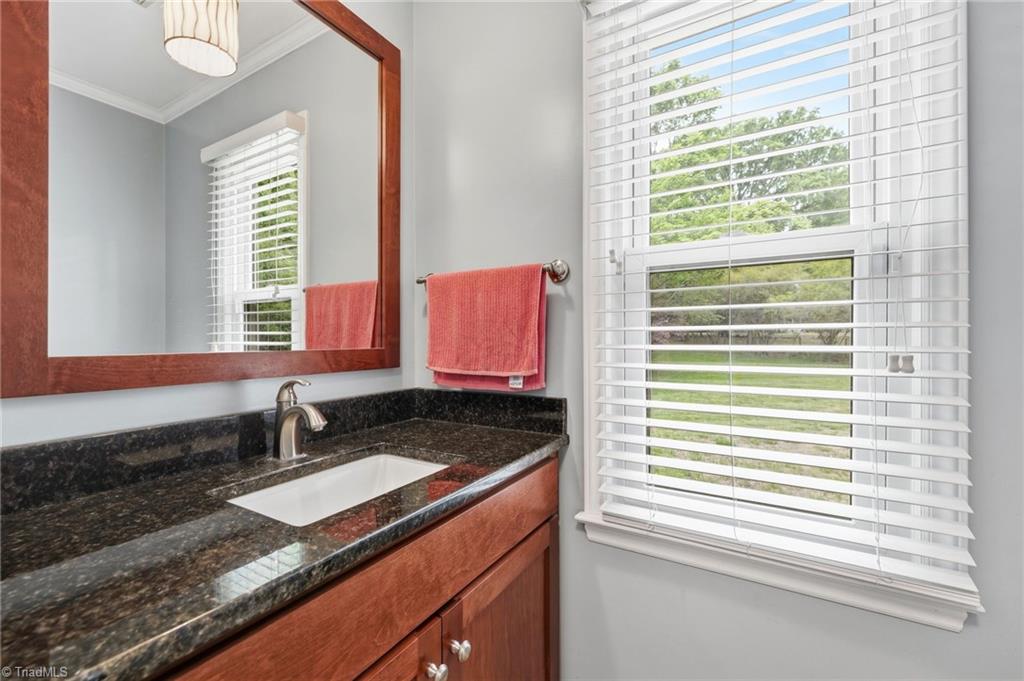 3710 Southeast School Road Greensboro, NC 27406 - Photo 15 of 39