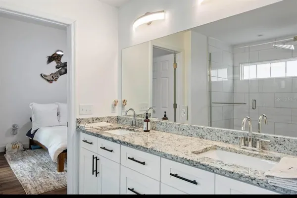 $3,500 | 2330 West St Louis Street, Tampa, FL 33607