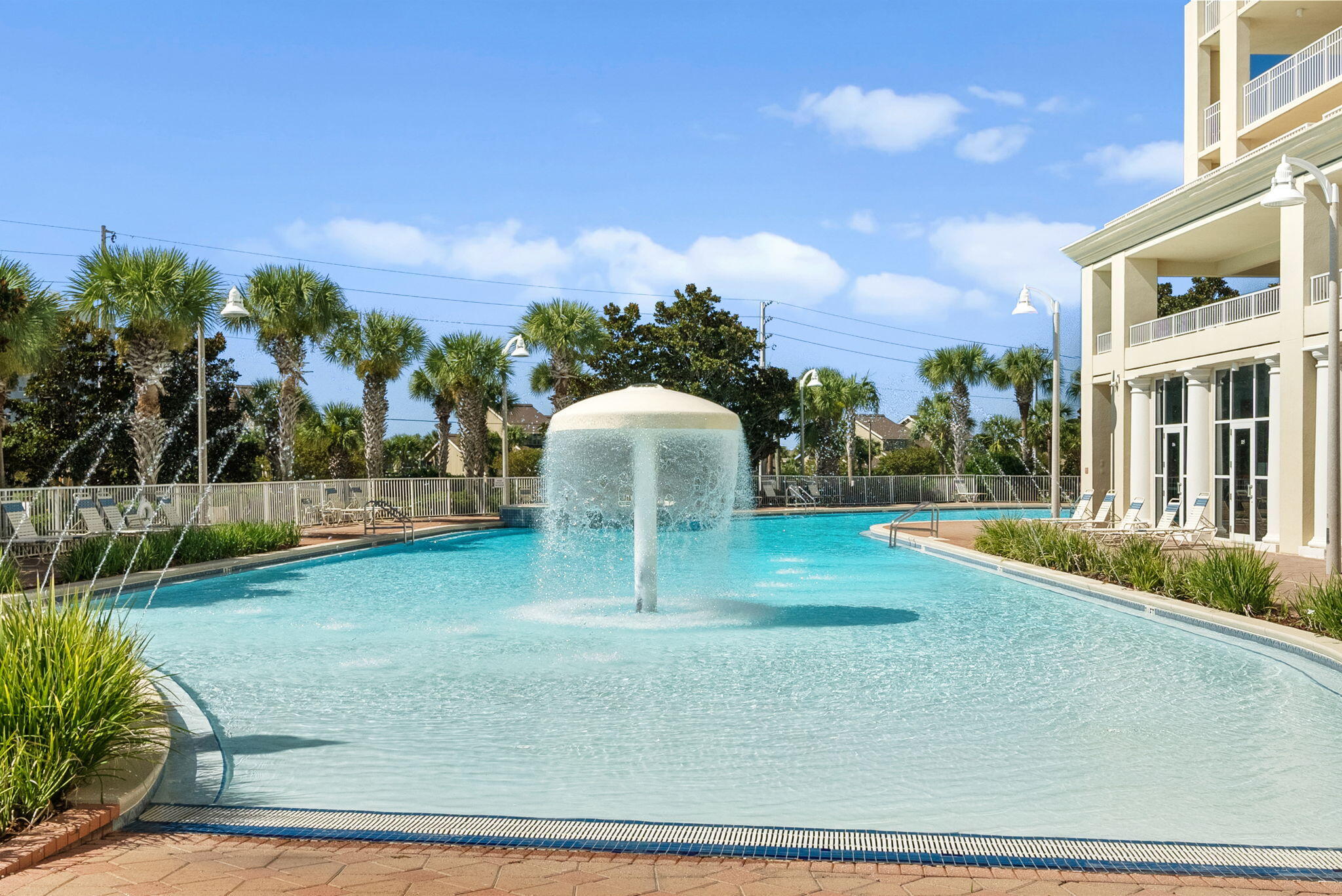 112 Seascape Drive, Unit 1910 Miramar Beach, FL 32550 - Photo 47 of 49 a backyard of a house with lots of green space