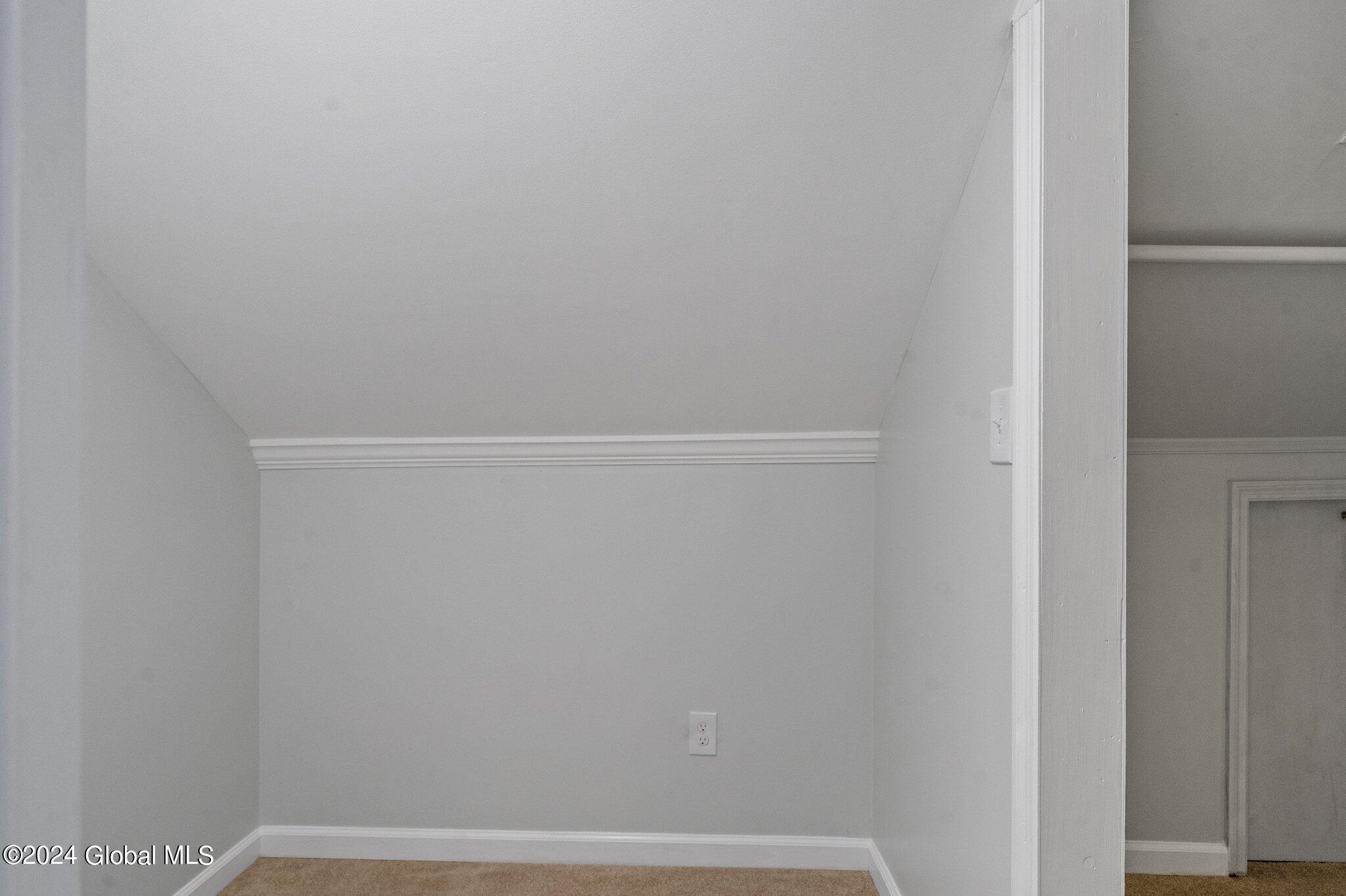 1031 Wavell Road Rotterdam, NY 12303 - Photo 36 of 47 37-web-or-mls-1031-wavell-rd