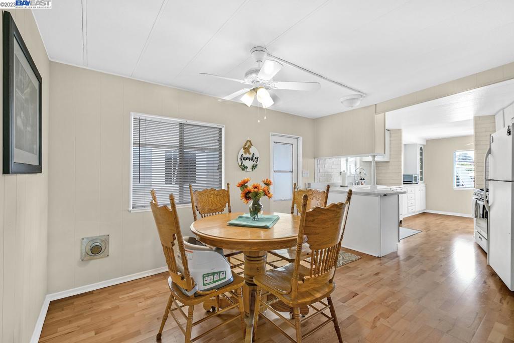 840 Sungold Circle Livermore, CA 94551 - Photo 18 of 28 a dining room with furniture and window