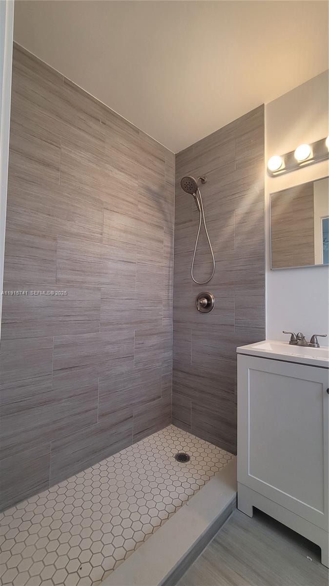 2615 Southwest 22nd Avenue, Unit 5 Miami, FL 33133 - Photo 3 of 10