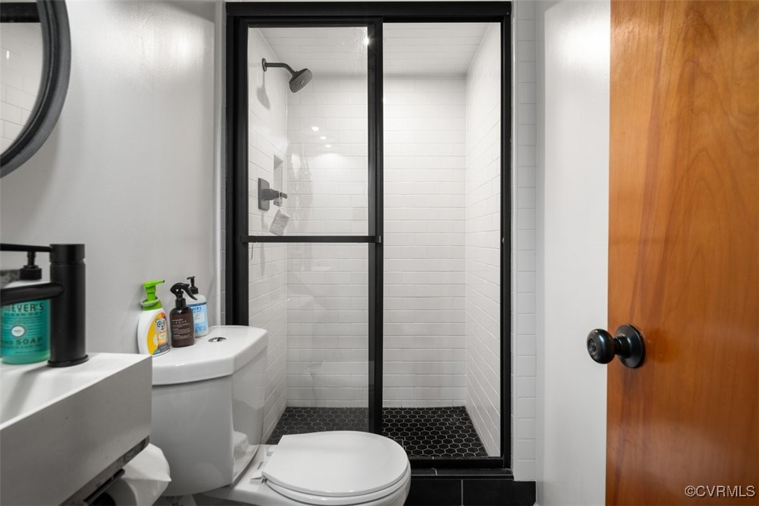 1126 Clauson Road Richmond, VA 23227 - Photo 30 of 37 Full bathroom #2