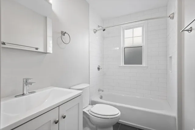 $3,000 | 57 Mora Street, Unit 2, Boston, MA 02124