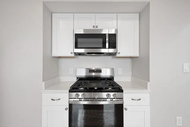 $3,000 | 57 Mora Street, Unit 2, Boston, MA 02124