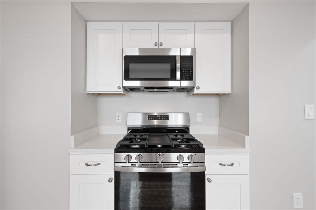 57 Mora Street, Unit 2 Boston, MA 02124 - Photo 2 of 19