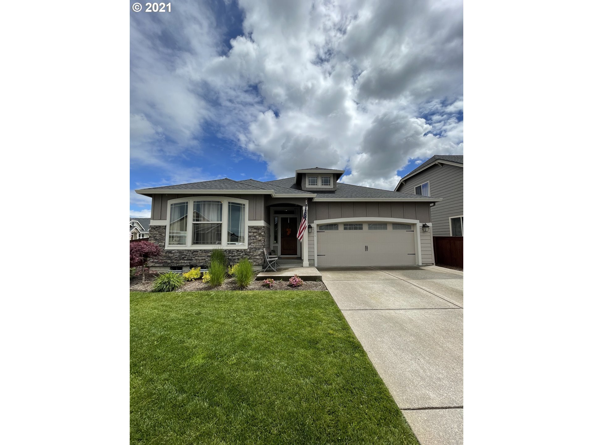 1614 South 46th Place Ridgefield, WA 98642 - Photo 1 of 21