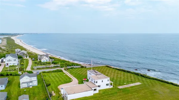 $5,500,000 | 2 Green Hill Avenue, South Kingstown, RI 02879