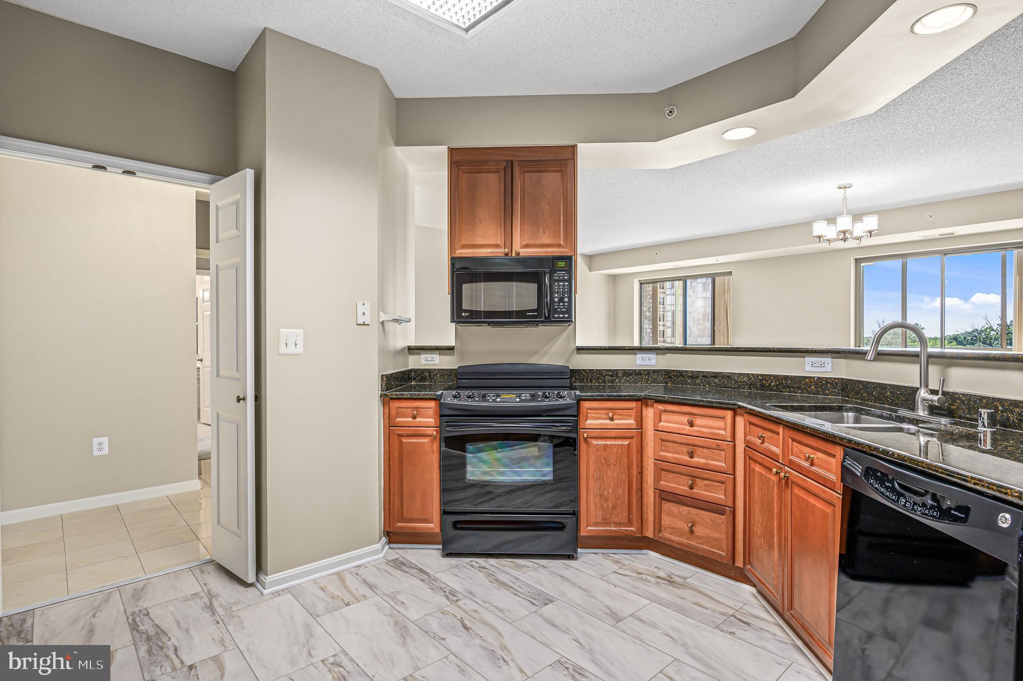 19355 Cypress Ridge Terrace, Unit 802 Leesburg, VA 20176 - Photo 11 of 37 New LVP flooring