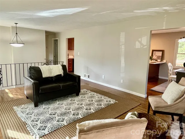 $649,000 | 15 Beaverdam Court, Asheville, NC 28804