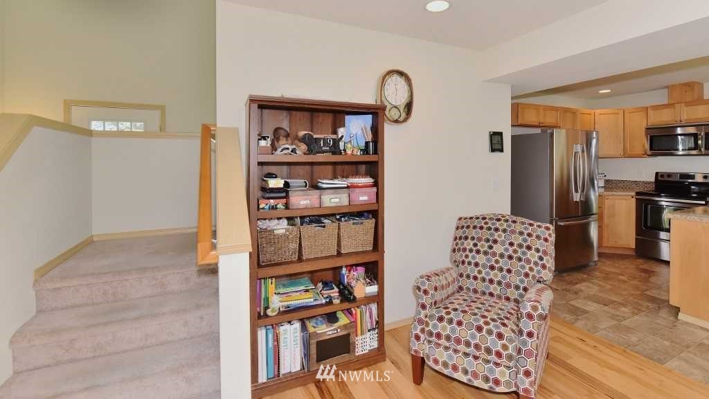 2916 Eagle Avenue Bremerton, WA 98310 - Photo 5 of 22 Gallery Image 5
