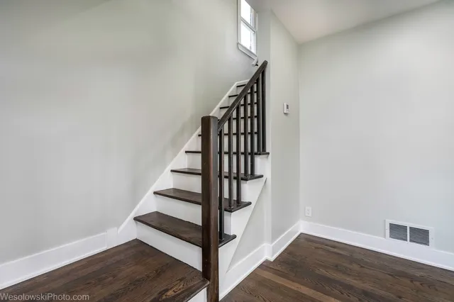 $319,900 | 4247 Anna Avenue, Lyons, IL 60534