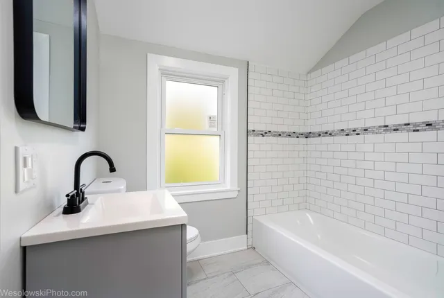 $319,900 | 4247 Anna Avenue, Lyons, IL 60534