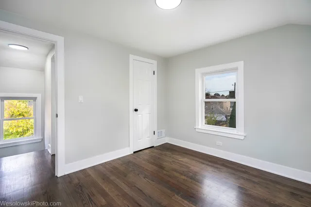 $319,900 | 4247 Anna Avenue, Lyons, IL 60534