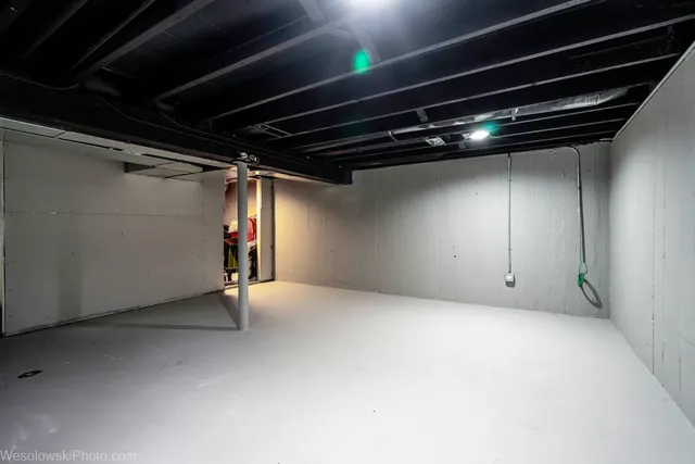 $319,900 | 4247 Anna Avenue, Lyons, IL 60534