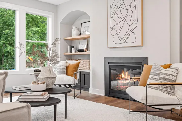 $1,065,000 | 449 Bear Court, Vadnais Heights, MN 55127