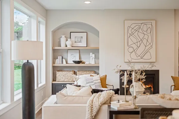 $1,065,000 | 449 Bear Court, Vadnais Heights, MN 55127