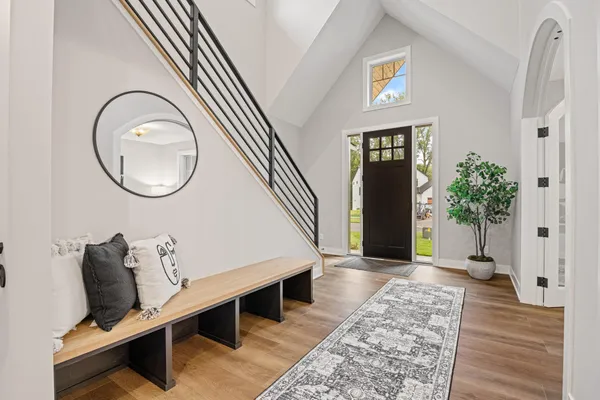 $1,065,000 | 449 Bear Court, Vadnais Heights, MN 55127