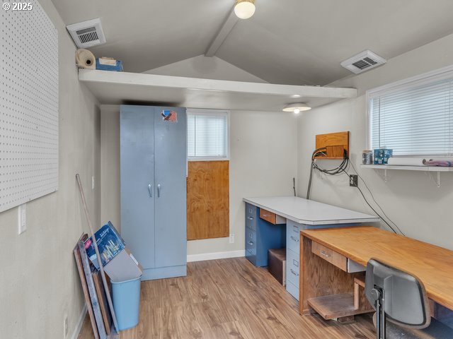 1327 Manzana Street Eugene, OR 97404 - Photo 24 of 26