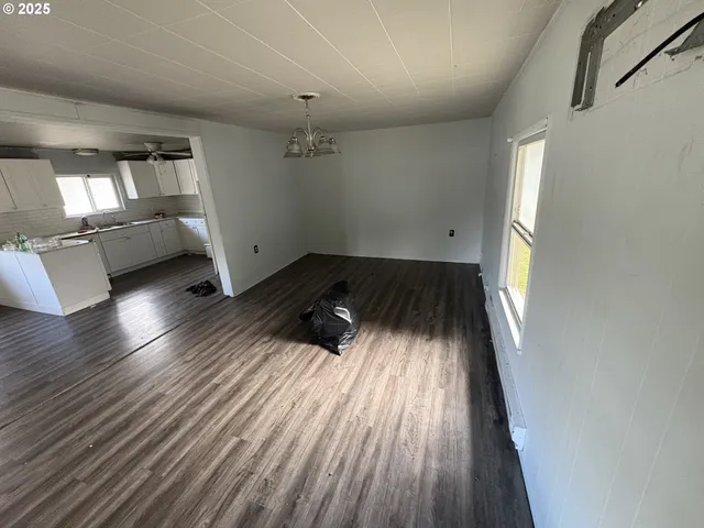 $170,000 | 1220 South Tower Avenue, Centralia, WA 98531