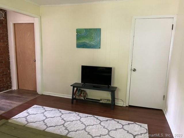 77 Crestwood Road Fairfield, CT 06824 - Photo 3 of 11