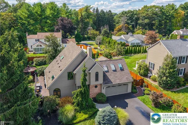 $698,000 | 2821 Center Street, Bethlehem, PA 18017
