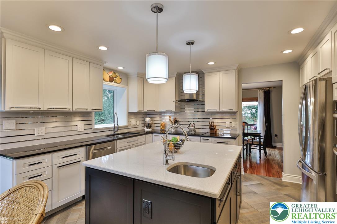 2821 Center Street Bethlehem, PA 18017 - Photo 13 of 58 Bosch Dishwasher