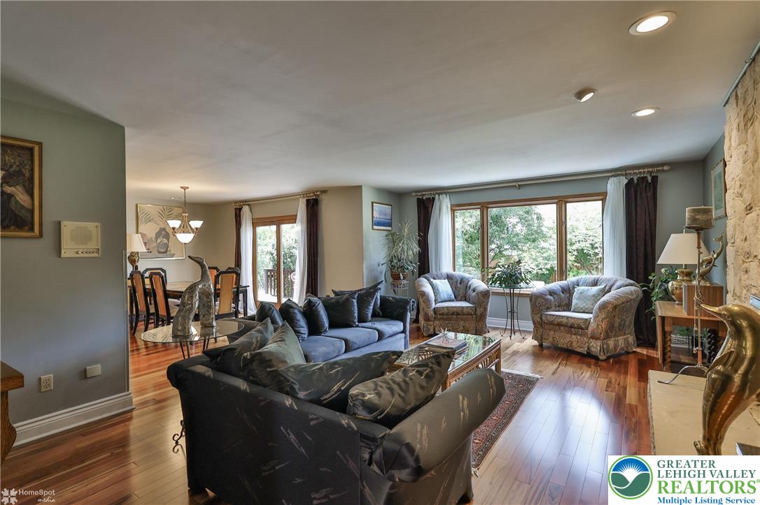 2821 Center Street Bethlehem, PA 18017 - Photo 21 of 58