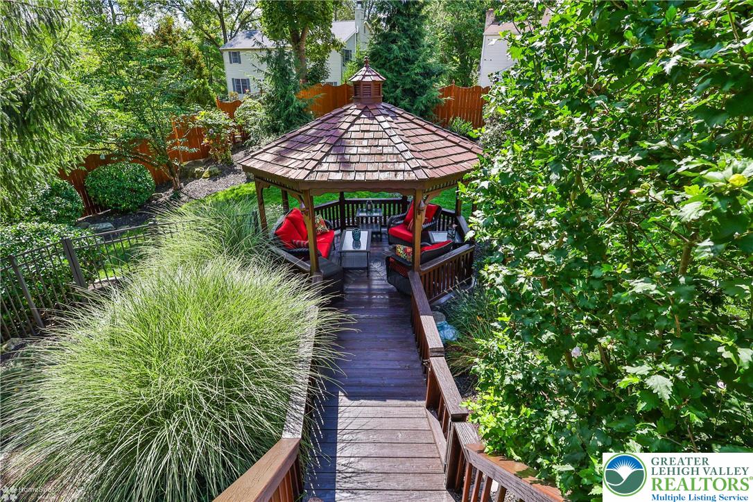 2821 Center Street Bethlehem, PA 18017 - Photo 45 of 58