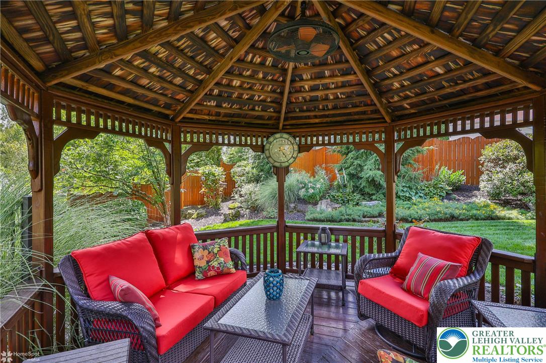 2821 Center Street Bethlehem, PA 18017 - Photo 46 of 58