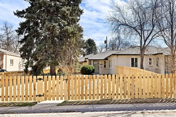 $449,900 | 762 Dahlia Street, Denver, CO 80220