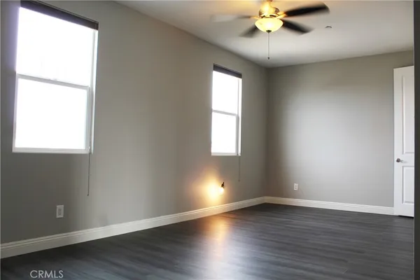 $2,590,000 | 155-unit A East 21st Street, Costa Mesa, CA 92627