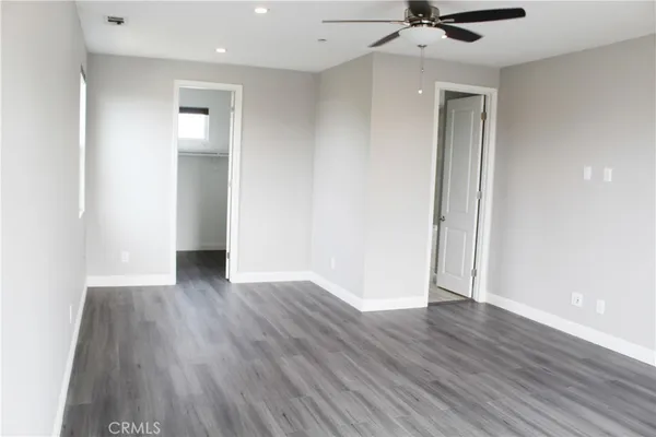$2,590,000 | 155-unit A East 21st Street, Costa Mesa, CA 92627