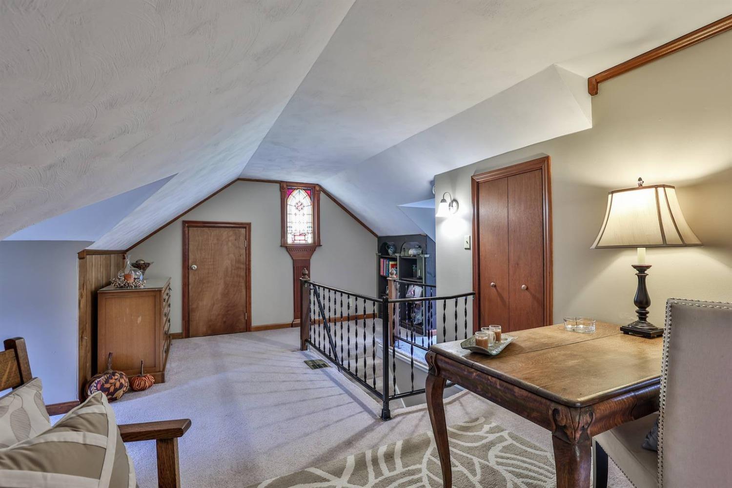 626 Compton Road Cincinnati, OH 45231 - Photo 16 of 50