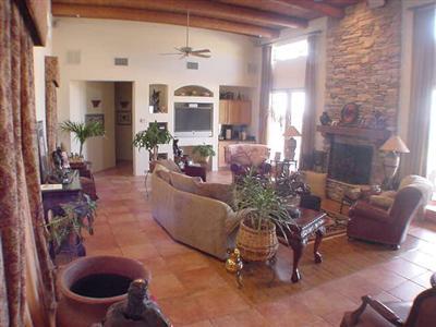 7050 West Ina Road Tucson, AZ 85743 - Photo 4 of 10 Gallery Image 4
