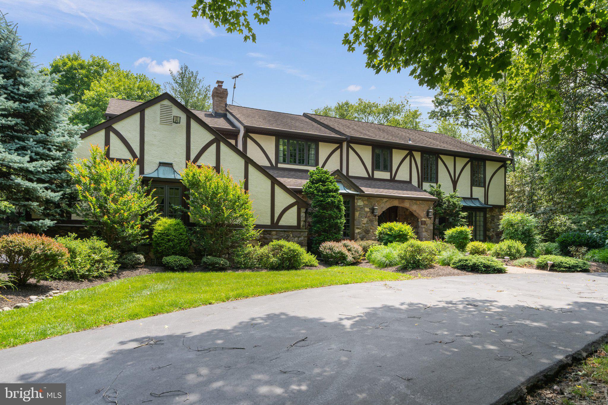 986 Culti Packer Road Yardley, PA 19067 - Photo 1 of 78 Gallery Image 1