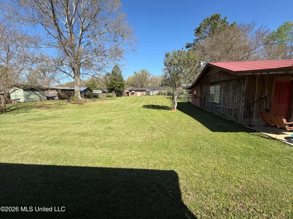 $135,000 | 108 Dixie Drive, Natchez, MS 39120