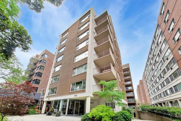 $395,000 | 1508 Hinman Avenue, Unit 3A, Evanston, IL 60201