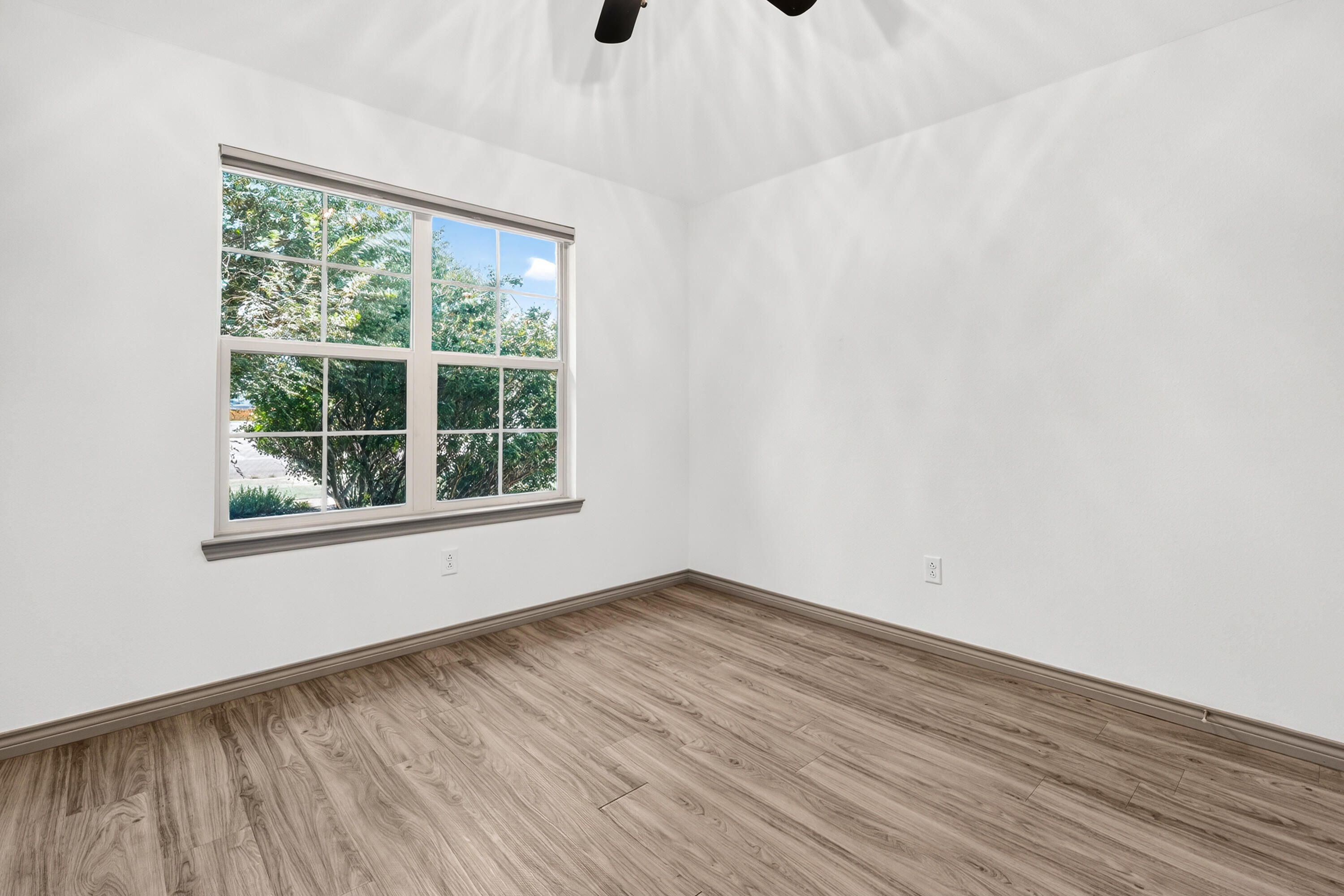 1110 79th Street Lubbock, TX 79423 - Photo 13 of 27 IMG_7358